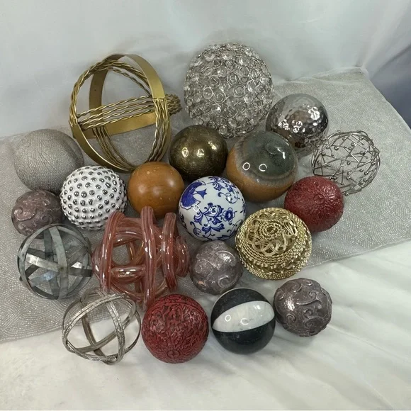 Silver Hammered Decorative Sphere - Picture 5 of 5